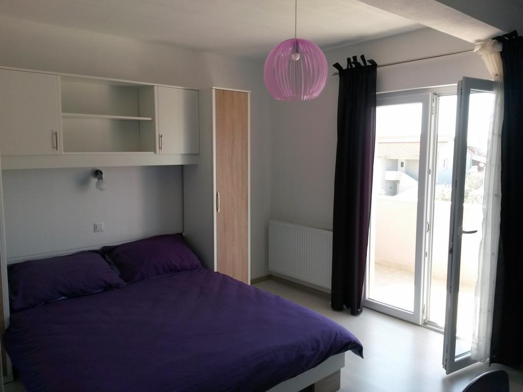 Apartments Josipa & Niki Βόντιτσε Δωμάτιο φωτογραφία